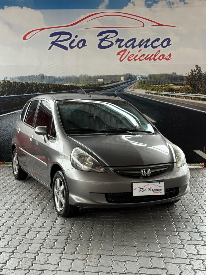 FIT 1.4 LX 8V GASOLINA 4P MANUAL - 2007 - CAXIAS DO SUL