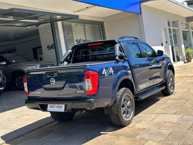 FRONTIER 2.3 ATTACK 4X4 CD BI-TURBO DIESEL 4P AUTOMÁTICO - 2022 - GUAPORé