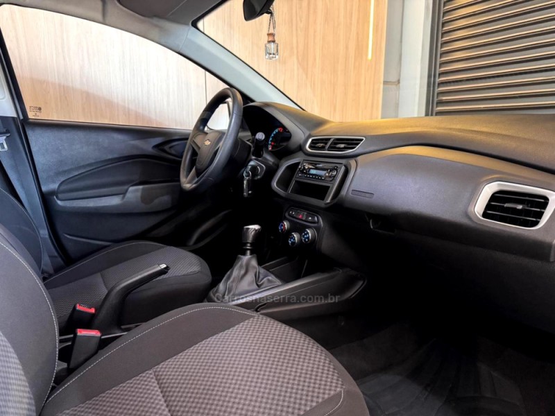 ONIX 1.0 LT PLUS 8V FLEX 4P MANUAL - 2018 - LAJEADO