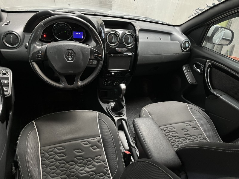 DUSTER OROCH 2.0 16V FLEX DYNAMIQUE AT 4P AUTOMÁTICO - 2017 - CAXIAS DO SUL