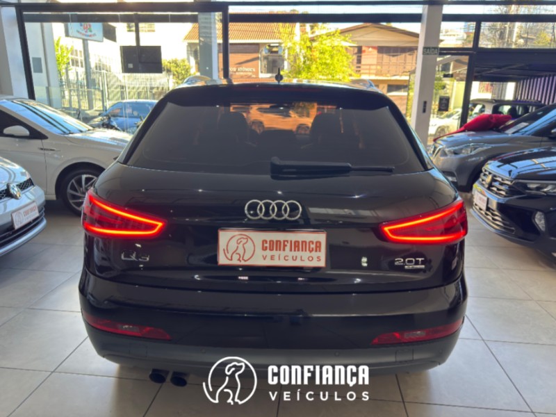 Q3 2.0 TFSI AMBIENTE QUATTRO 4P GASOLINA S TRONIC - 2015 - BENTO GONçALVES