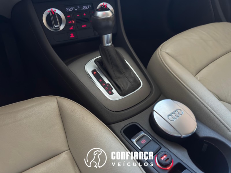 Q3 2.0 TFSI AMBIENTE QUATTRO 4P GASOLINA S TRONIC - 2015 - BENTO GONçALVES