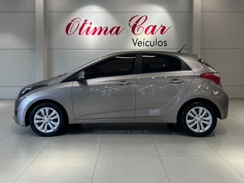 HB20 1.0 COMFORT PLUS 12V FLEX 4P MANUAL - 2017 - FLORES DA CUNHA