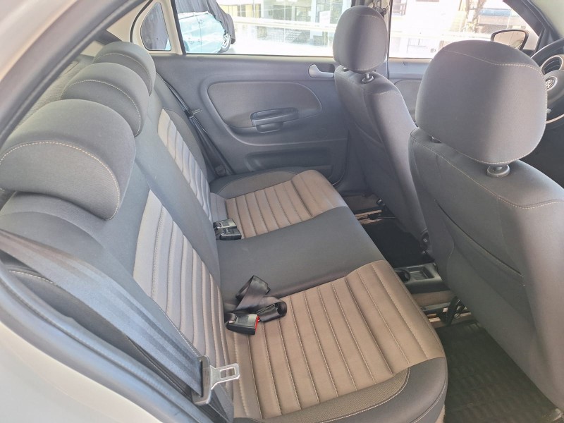 VOYAGE 1.6 MI COMFORTLINE 8V FLEX 4P MANUAL - 2013 - CAXIAS DO SUL