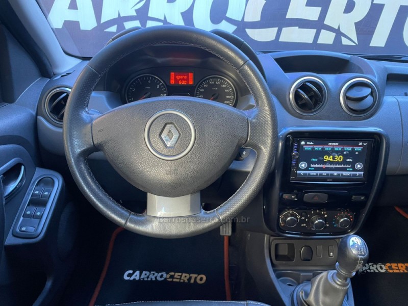 DUSTER 2.0 DYNAMIQUE 4X2 16V FLEX 4P MANUAL - 2013 - NOVO HAMBURGO