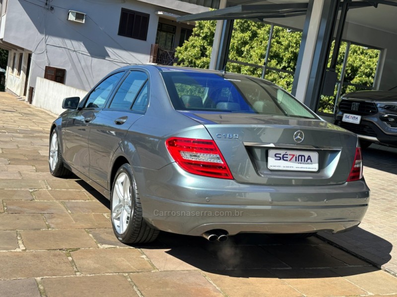 C 180 1.8 CGI CLASSIC 16V TURBO GASOLINA 4P AUTOMÁTICO - 2012 - GUAPORé