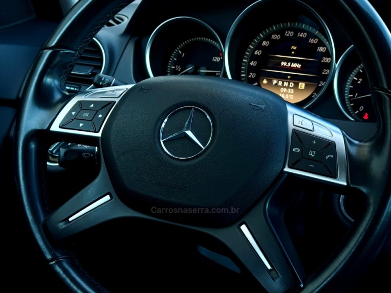 C 180 1.8 CGI CLASSIC 16V TURBO GASOLINA 4P AUTOMÁTICO - 2012 - GUAPORé