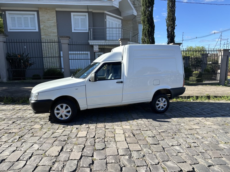 FIORINO 1.3 MPI FURGÃO 8V FLEX 2P MANUAL - 2011 - CAXIAS DO SUL