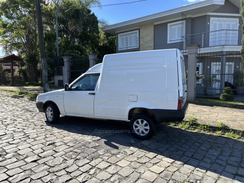 FIORINO 1.3 MPI FURGÃO 8V FLEX 2P MANUAL - 2011 - CAXIAS DO SUL