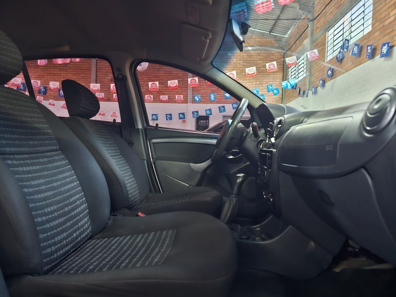 SANDERO 1.0 EXPRESSION 16V FLEX 4P MANUAL - 2014 - CAXIAS DO SUL