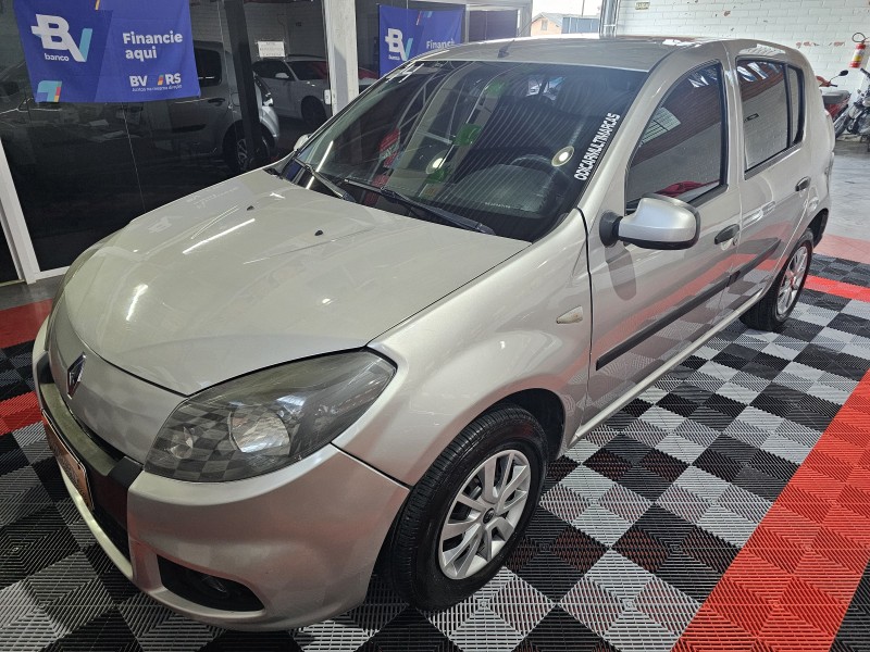 SANDERO 1.0 EXPRESSION 16V FLEX 4P MANUAL - 2014 - CAXIAS DO SUL