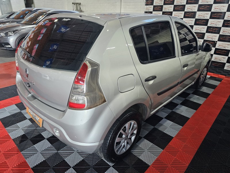 SANDERO 1.0 EXPRESSION 16V FLEX 4P MANUAL - 2014 - CAXIAS DO SUL