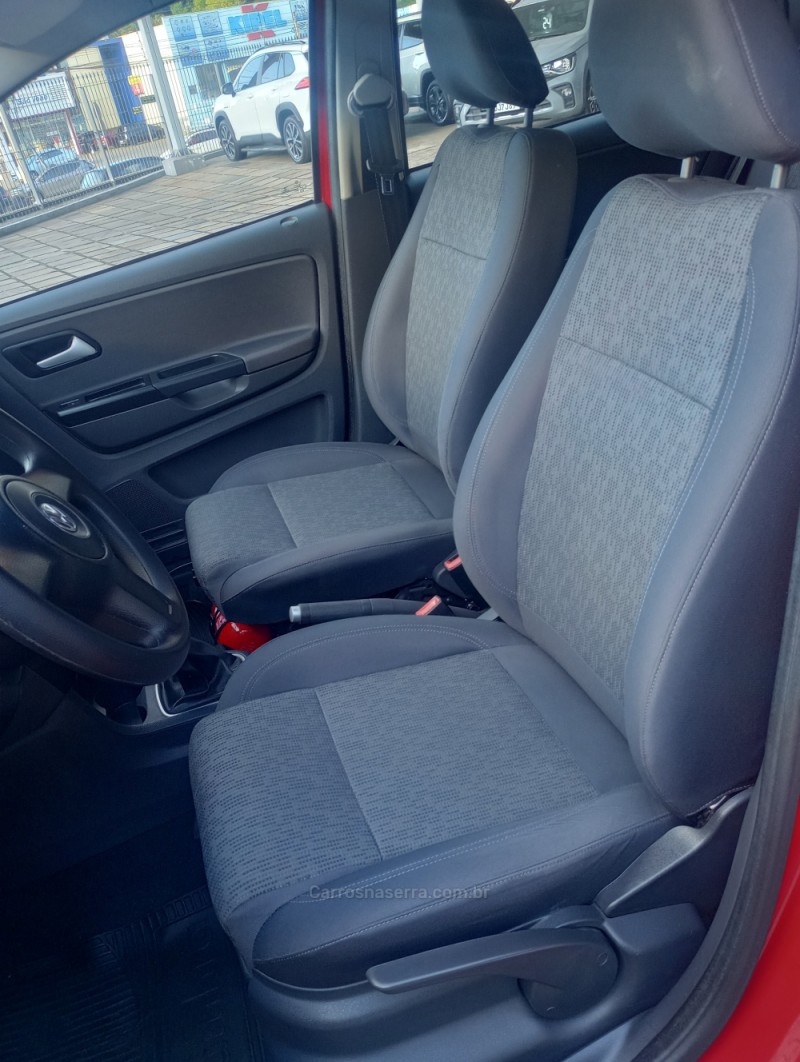 FOX 1.0 ITREND 8V FLEX 4P MANUAL - 2013 - CAXIAS DO SUL