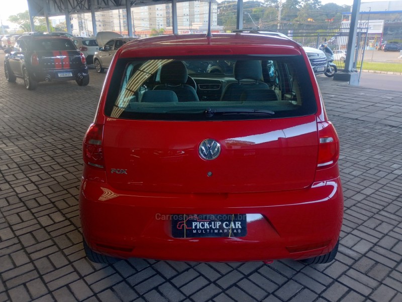 FOX 1.0 ITREND 8V FLEX 4P MANUAL - 2013 - CAXIAS DO SUL