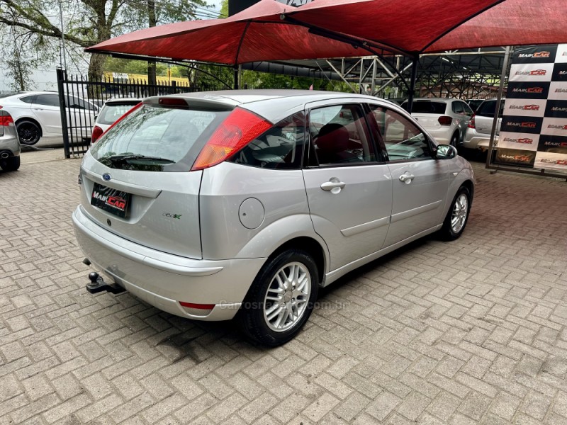 FOCUS 1.6 8V FLEX 4P MANUAL - 2009 - ESTâNCIA VELHA