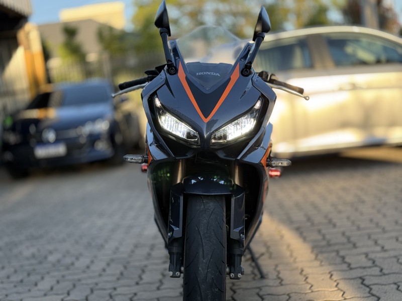 CBR 650R  - 2020 - BENTO GONçALVES