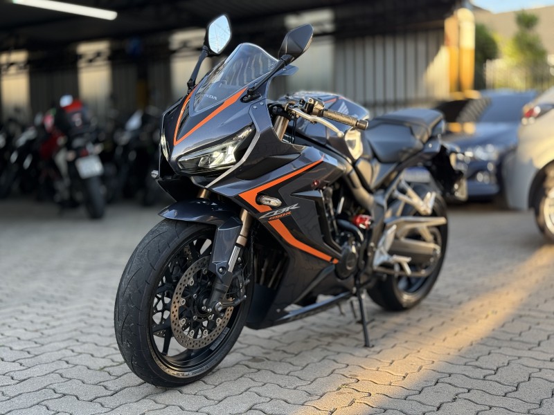 CBR 650R  - 2020 - BENTO GONçALVES