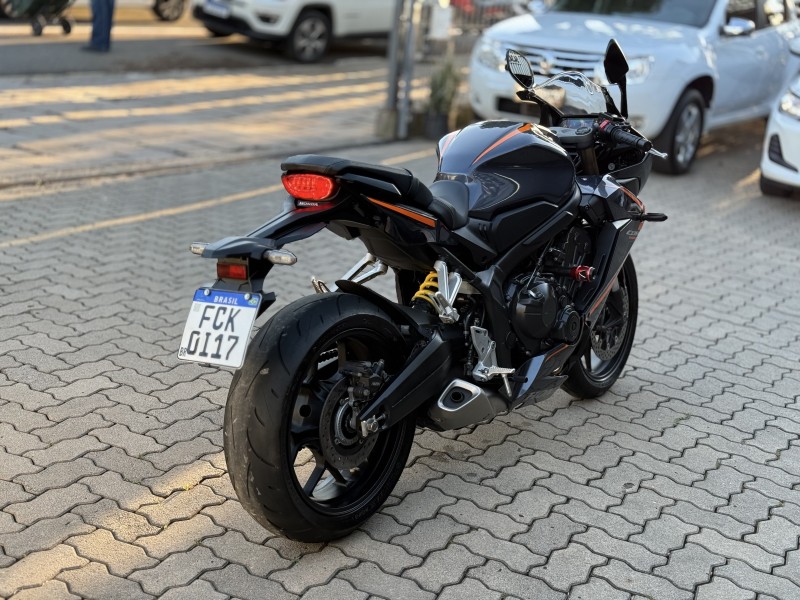 CBR 650R  - 2020 - BENTO GONçALVES