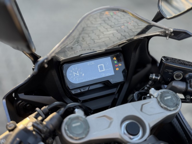 CBR 650R  - 2020 - BENTO GONçALVES