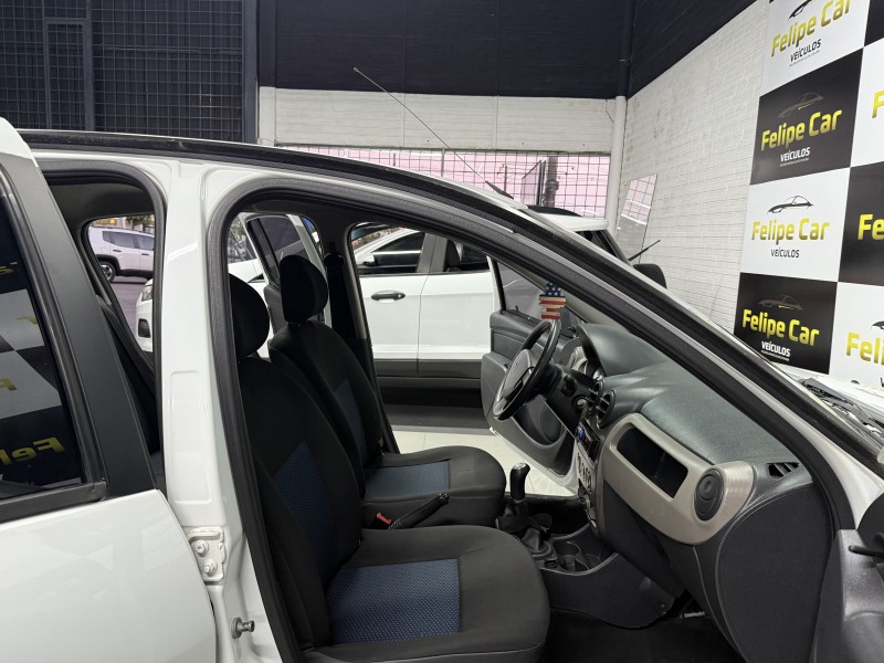 SANDERO 1.0 AUTHENTIQUE 16V FLEX 4P MANUAL - 2010 - CAXIAS DO SUL