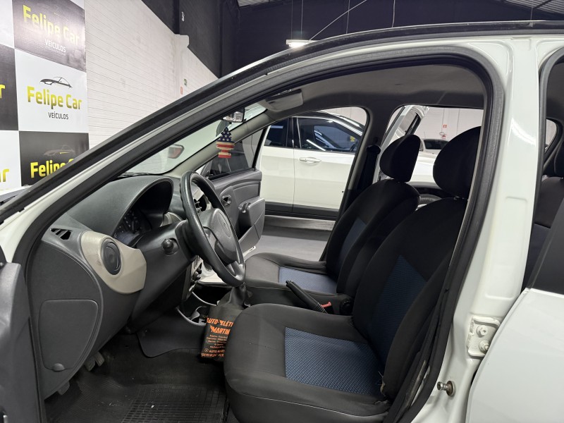 SANDERO 1.0 AUTHENTIQUE 16V FLEX 4P MANUAL - 2010 - CAXIAS DO SUL