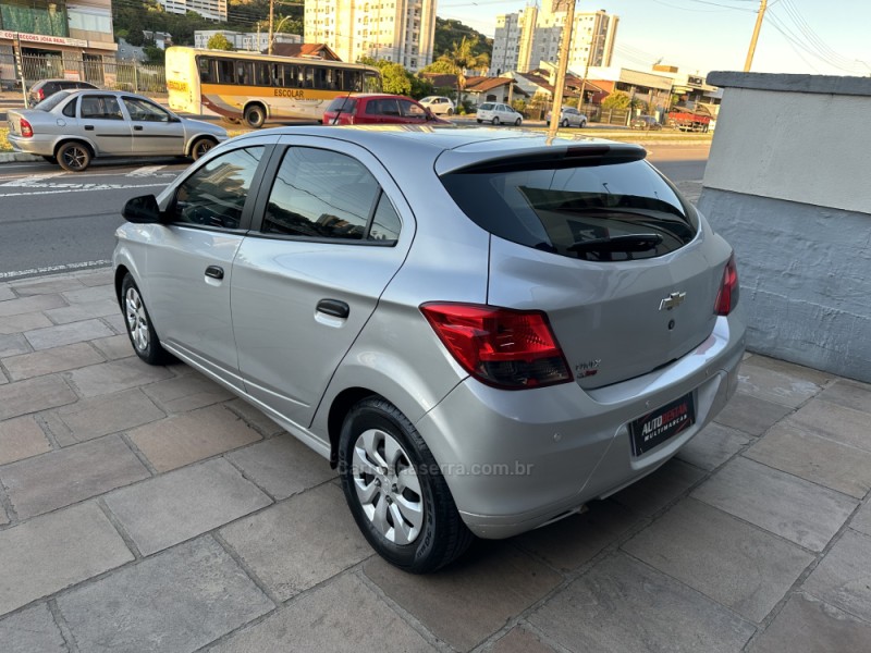 ONIX 1.0 JOY HATCH 8VFLEX 4P MANUAL - 2019 - CAXIAS DO SUL