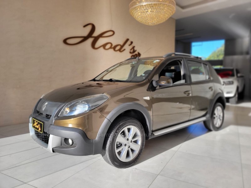 SANDERO 1.6 STEPWAY 16V FLEX 4P AUTOMÁTICO - 2014 - CANELA