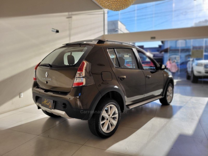 SANDERO 1.6 STEPWAY 16V FLEX 4P AUTOMÁTICO - 2014 - CANELA