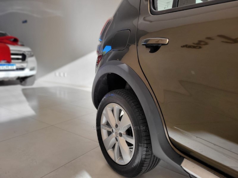 SANDERO 1.6 STEPWAY 16V FLEX 4P AUTOMÁTICO - 2014 - CANELA