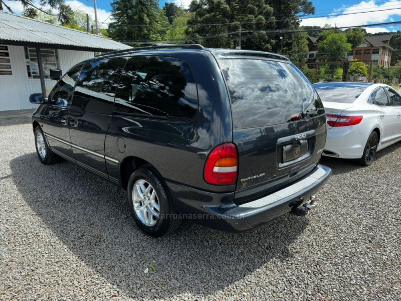 GRAND CARAVAN  - 2000 - CANELA