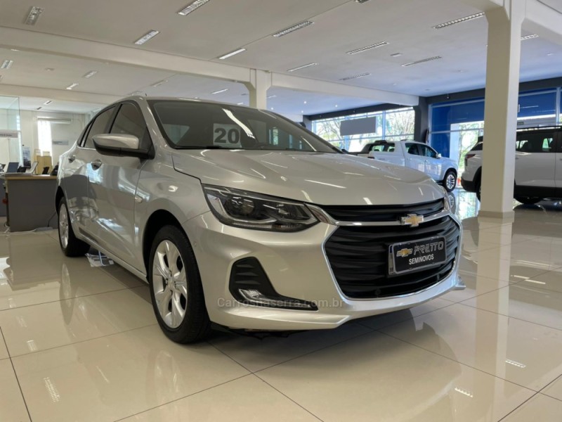 ONIX 1.0	PREMIER PLUS 12V TURBO FLEX 4P AUTOMÁTICO - 2020 - VERANóPOLIS