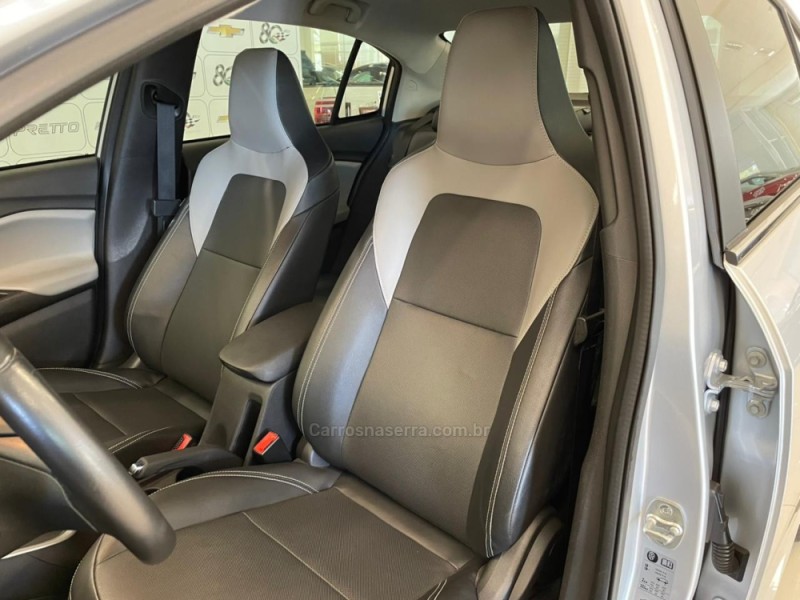 ONIX 1.0	PREMIER PLUS 12V TURBO FLEX 4P AUTOMÁTICO - 2020 - VERANóPOLIS