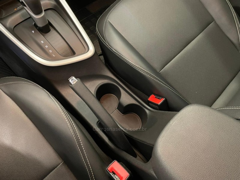 ONIX 1.0	PREMIER PLUS 12V TURBO FLEX 4P AUTOMÁTICO - 2020 - VERANóPOLIS