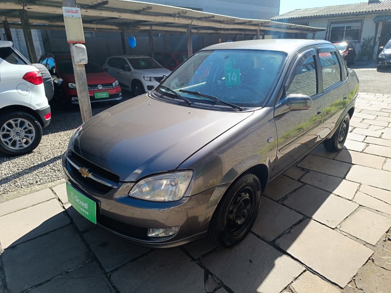 CLASSIC 1.0 MPFI LS 8V FLEX 4P MANUAL