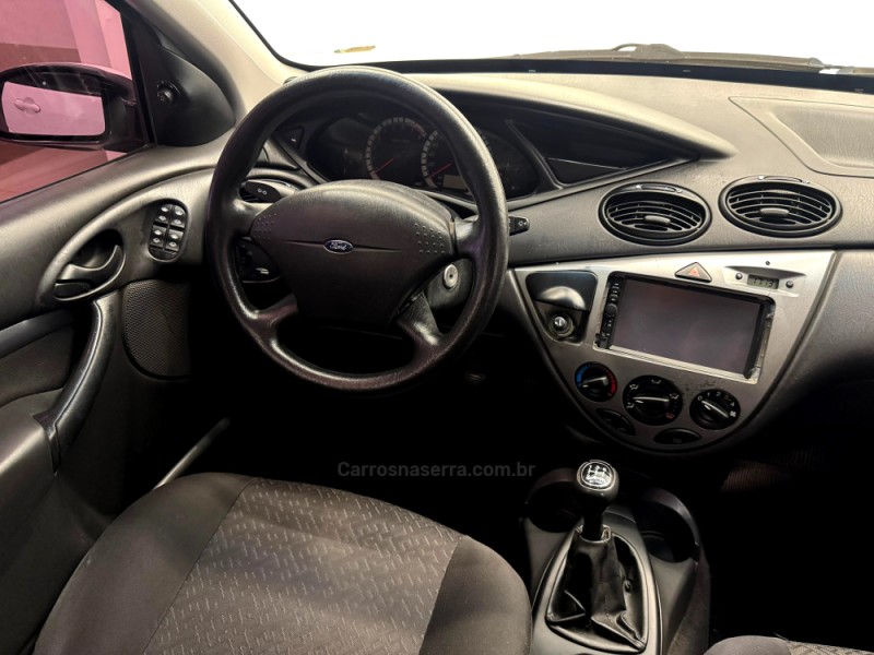 FOCUS 1.6 8V FLEX 4P MANUAL - 2009 - CASCA