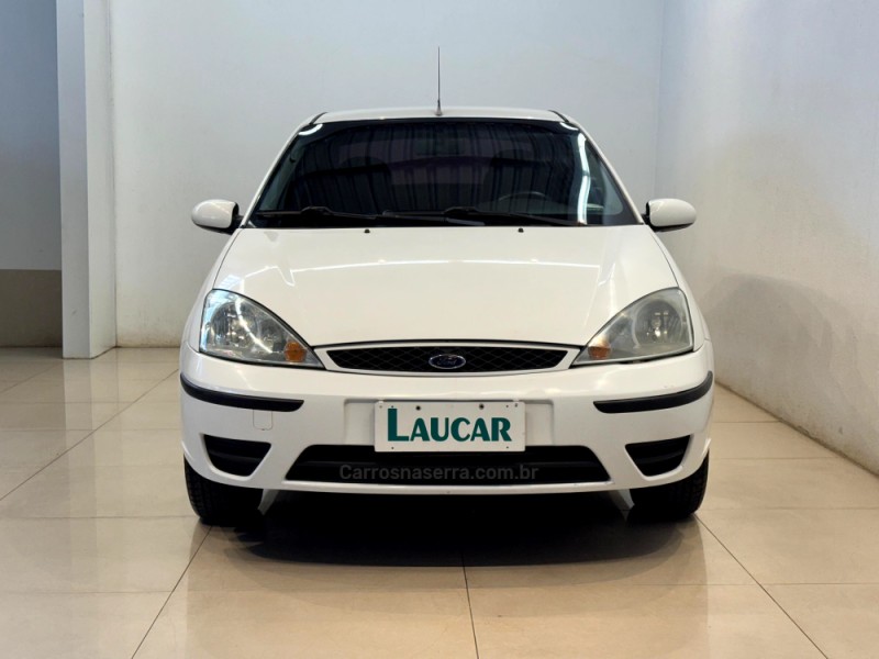 FOCUS 1.6 8V FLEX 4P MANUAL - 2009 - CASCA