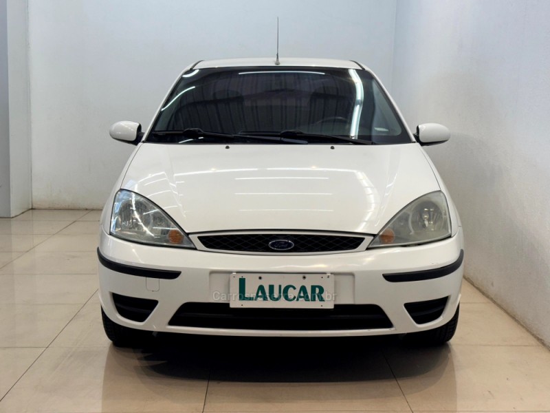 FOCUS 1.6 8V FLEX 4P MANUAL - 2009 - CASCA