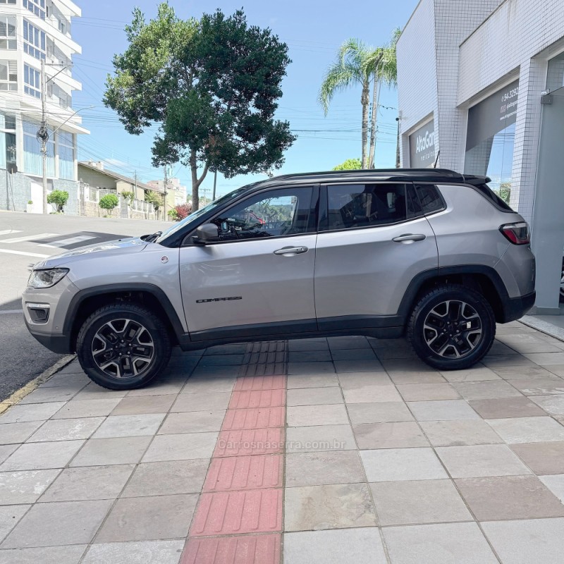 COMPASS 2.0 16V DIESEL TRAILHAWK 4X4 AUTOMÁTICO - 2020 - FLORES DA CUNHA