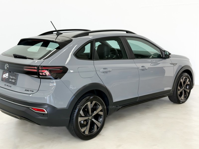 NIVUS 1.0 200 TSI HIGHLINE LAUNCHING EDITION TOTAL FLEX 4P AUTOMÁTICO - 2023 - CAXIAS DO SUL