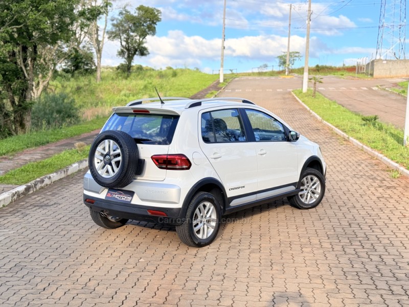 CROSSFOX 1.6 MSI FLEX 16V 4P MANUAL - 2015 - CASCA