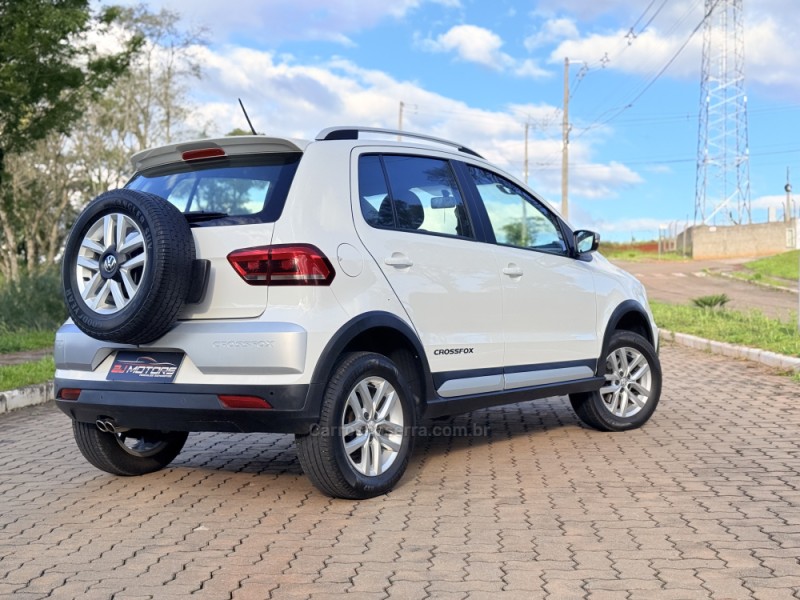 CROSSFOX 1.6 MSI FLEX 16V 4P MANUAL - 2015 - CASCA