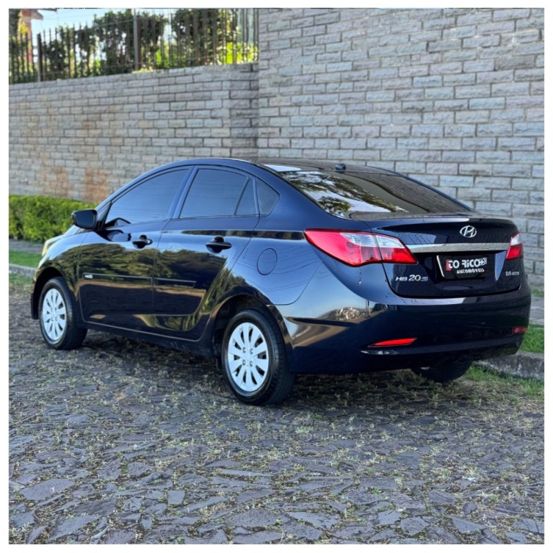HB20S 1.6 COMFORT PLUS 16V FLEX 4P MANUAL - 2014 - CAMPO BOM