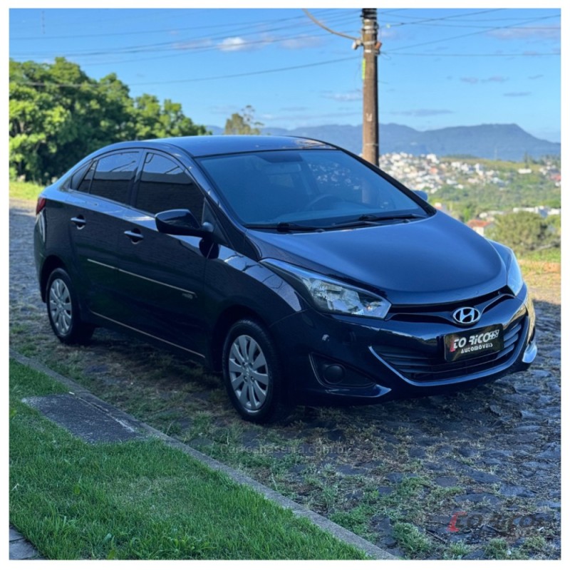 HB20S 1.6 COMFORT PLUS 16V FLEX 4P MANUAL - 2014 - CAMPO BOM