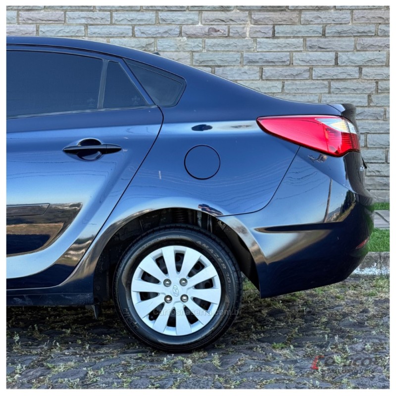 HB20S 1.6 COMFORT PLUS 16V FLEX 4P MANUAL - 2014 - CAMPO BOM