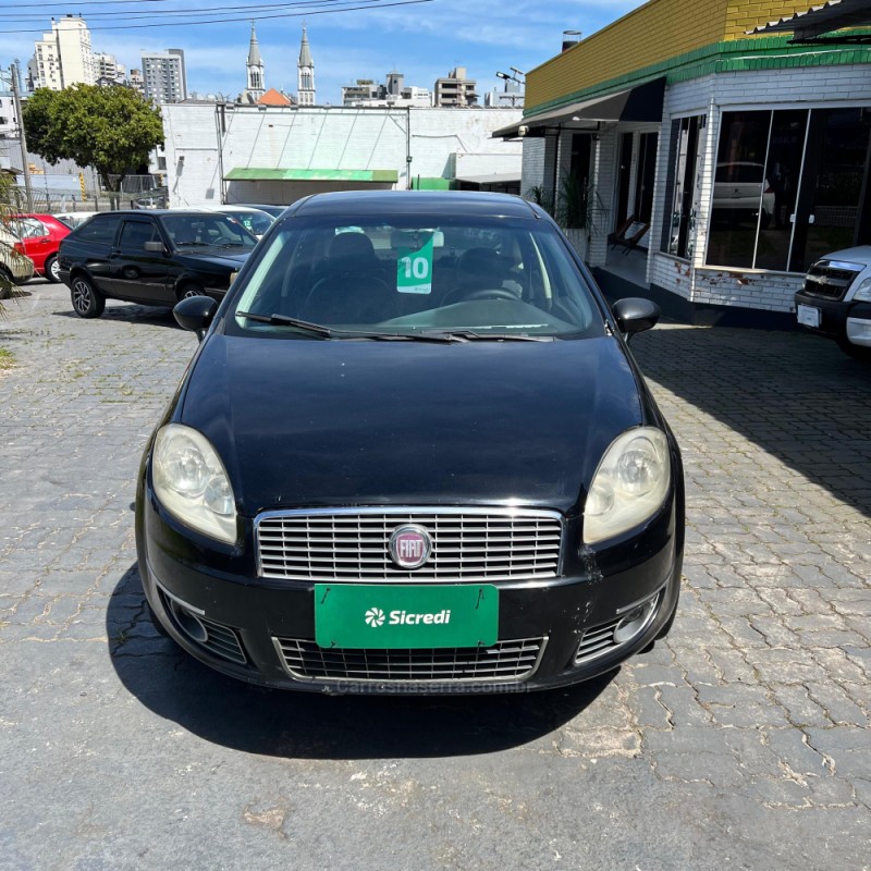 LINEA 1.9 MPI HLX 16V FLEX 4P MANUAL - 2010 - CAXIAS DO SUL