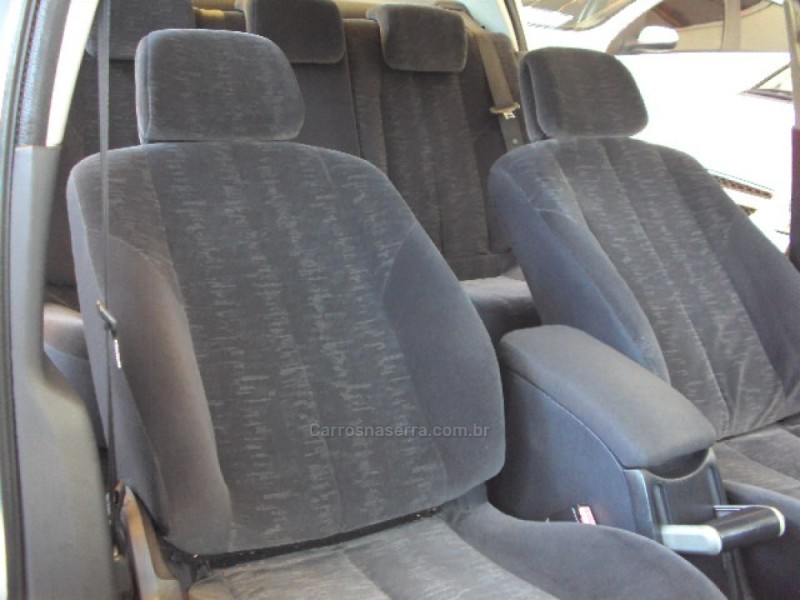 MÉGANE 1.6 DYNAMIQUE 16V FLEX 4P MANUAL - 2007 - CAXIAS DO SUL