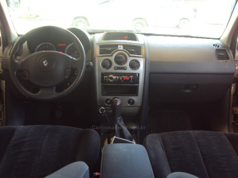 MÉGANE 1.6 DYNAMIQUE 16V FLEX 4P MANUAL - 2007 - CAXIAS DO SUL