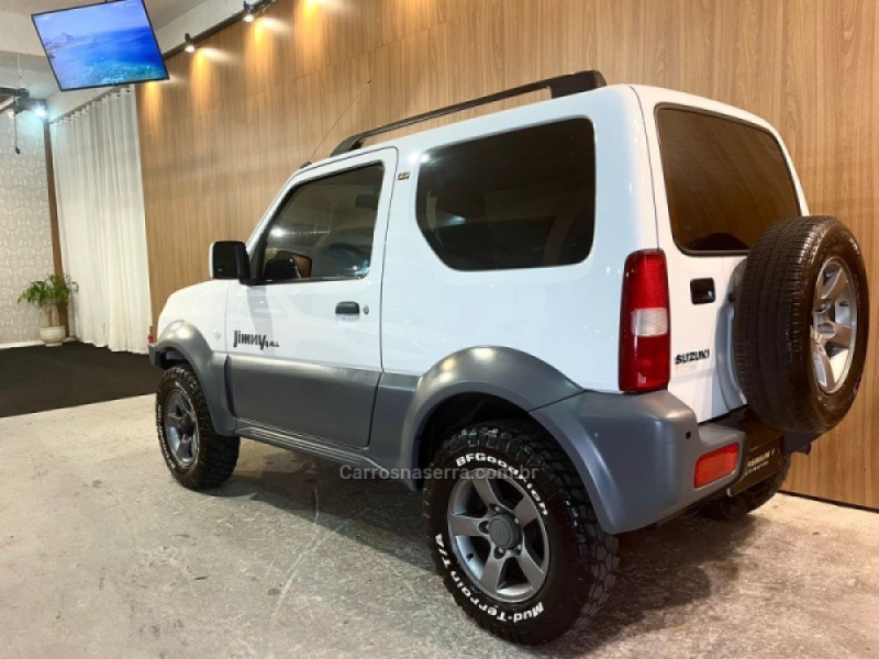 JIMNY 1.3 4ALL 4X4 16V GASOLINA 2P MANUAL - 2014 - BENTO GONçALVES