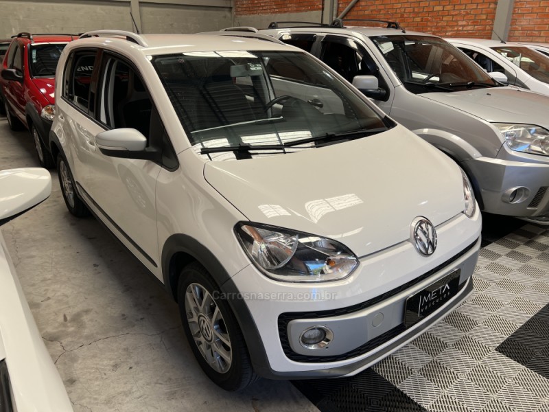 UP 1.0 CROSS T.FLEX 12V 4P MANUAL - 2016 - BENTO GONçALVES