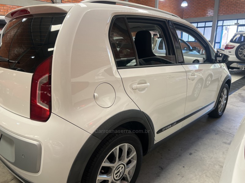 UP 1.0 CROSS T.FLEX 12V 4P MANUAL - 2016 - BENTO GONçALVES